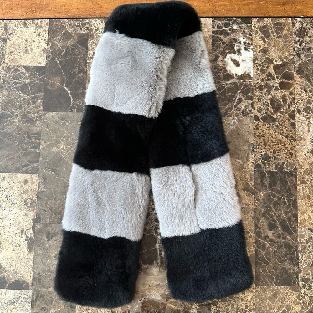 Authentic Surell Rex Fur Scarf - Picture 4 of 9